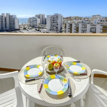 Ahinoa By Interhome Roses