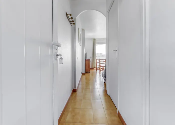 Ahinoa By Interhome Lejlighed Roses