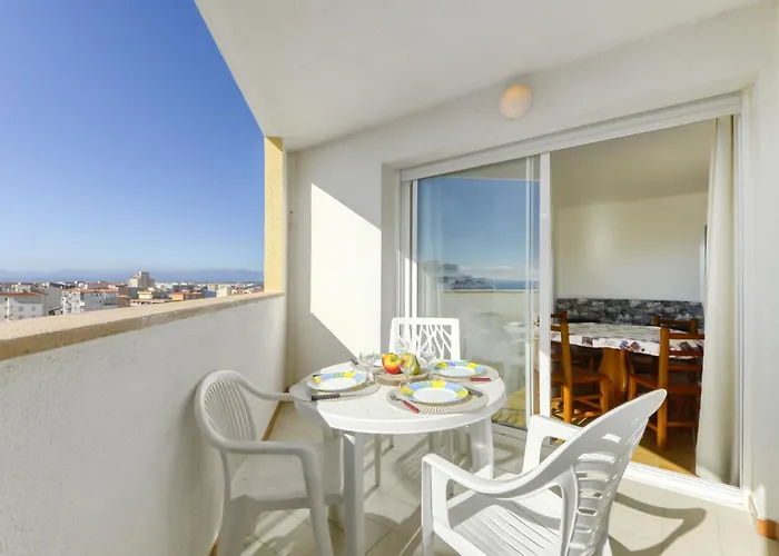 Ahinoa By Interhome Lejlighed